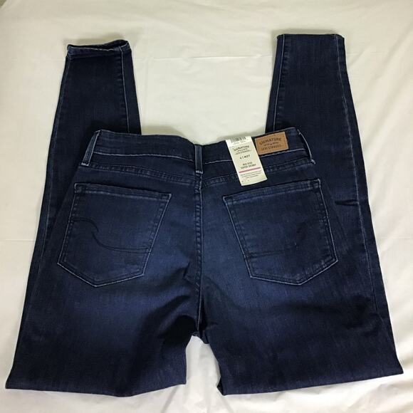 Levi Strauss simply stretch   Dark wash mid rise super skinny Jeans sz 4 - Picture 6 of 11